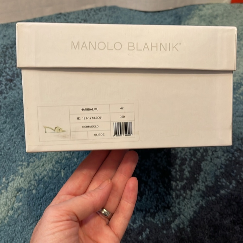 Manolo Blahnik Haribalmu Slides NWT - Picture 7 of 8